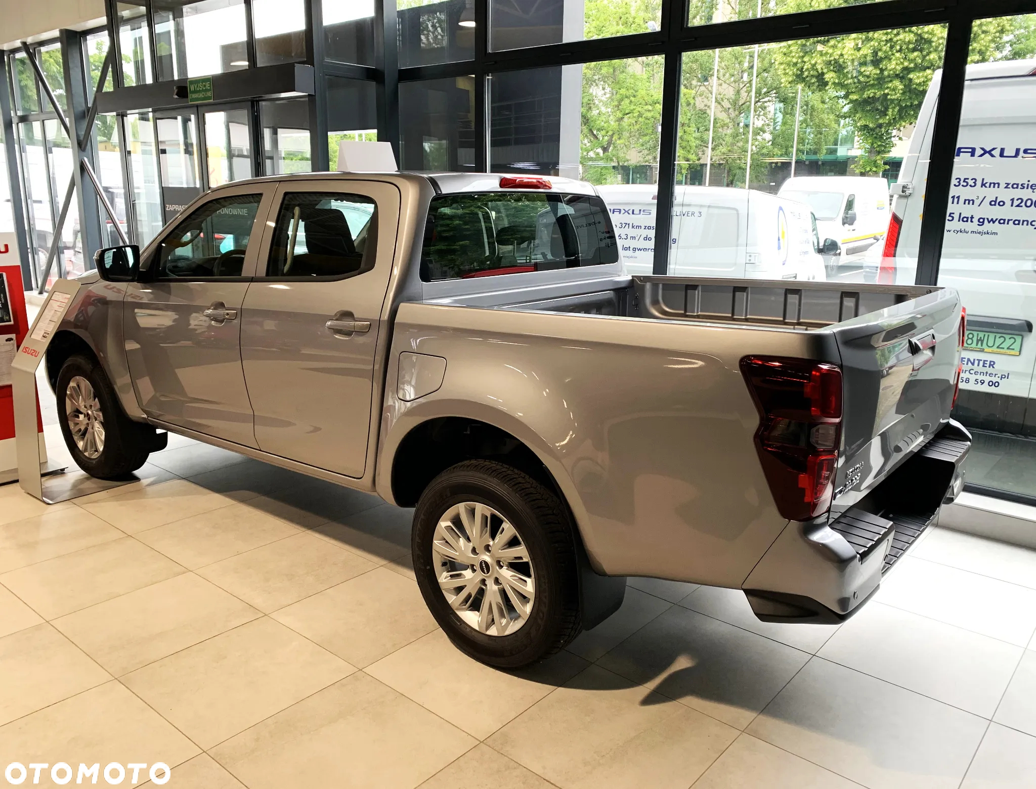 Isuzu D-Max 1.9 DC LS - 4