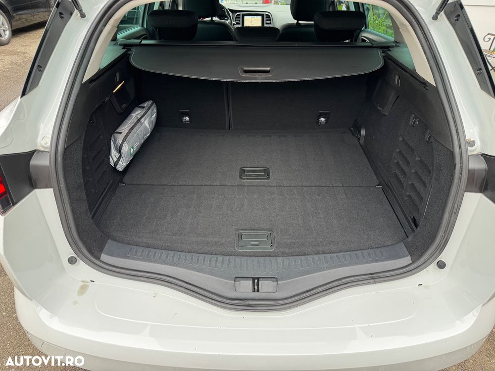Renault Megane BLUE dCi 115 ZEN - 39
