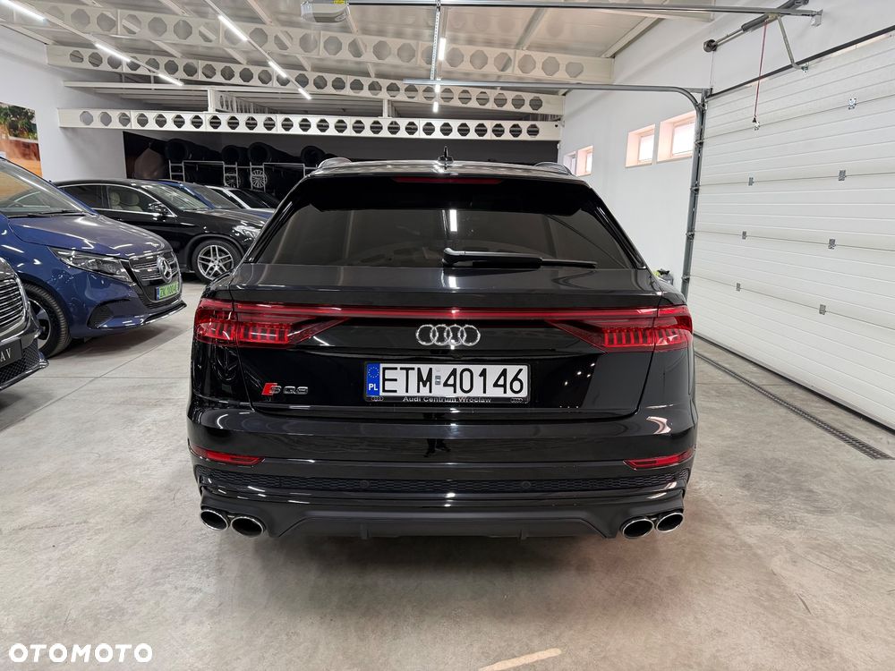 Audi SQ8 - 9
