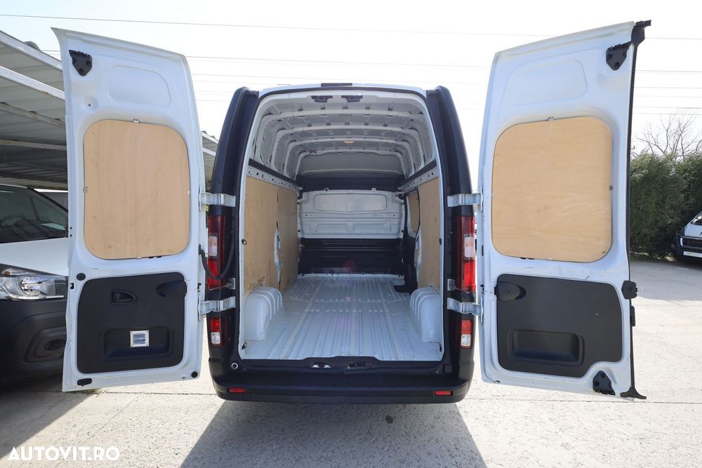 Renault Trafic L2H2 - 13