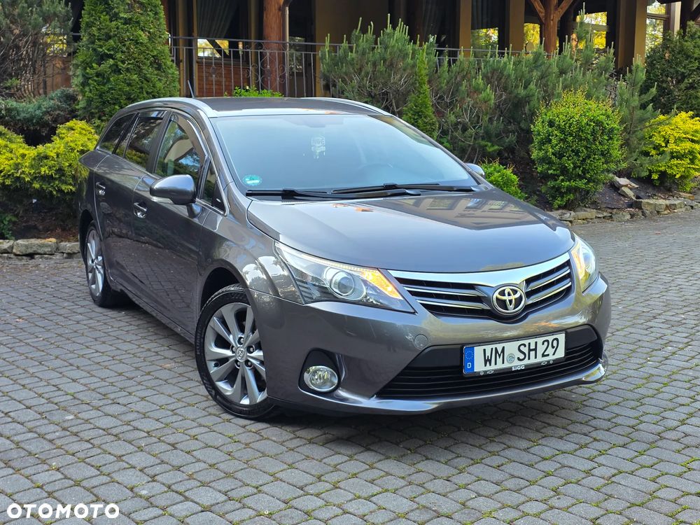 Toyota Avensis 2.0 D-4D Edition - 2