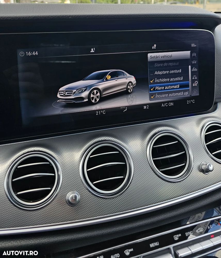 Mercedes-Benz E 220 d 4MATIC Aut. - 22