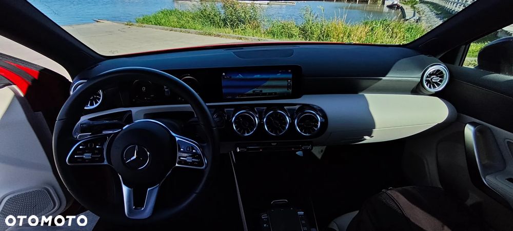 Mercedes-Benz Klasa A 200 Progressive 7G-DCT - 11