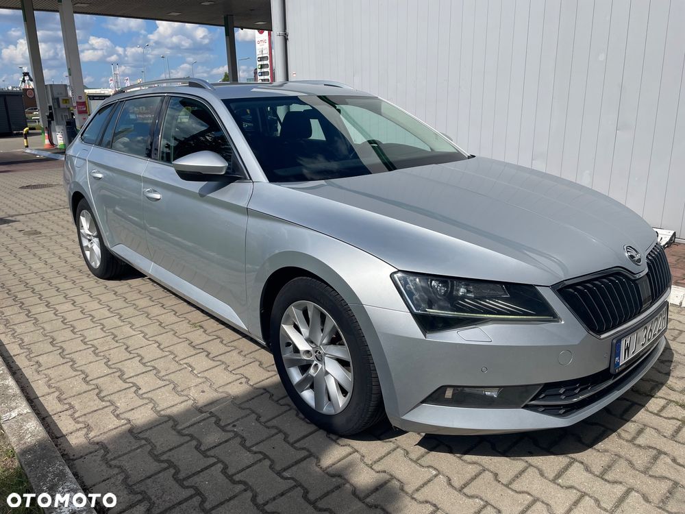 Skoda Superb 2.0 TDI Ambition - 3