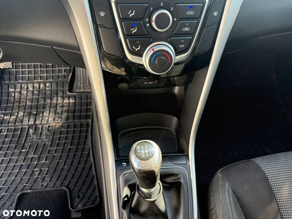 Hyundai i30 1.6 Classic - 22