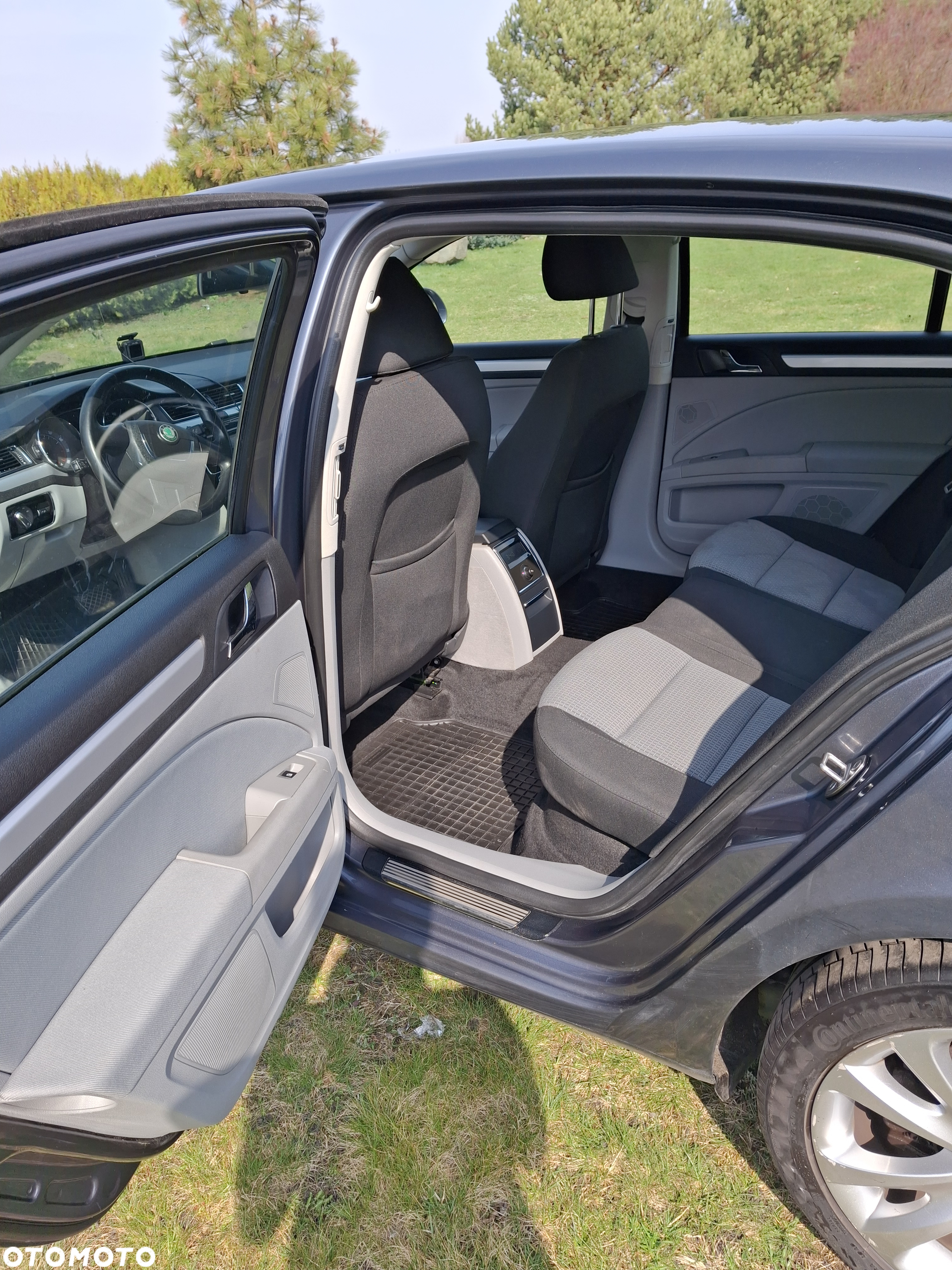 Skoda Superb 1.8 TSI Comfort DSG - 12