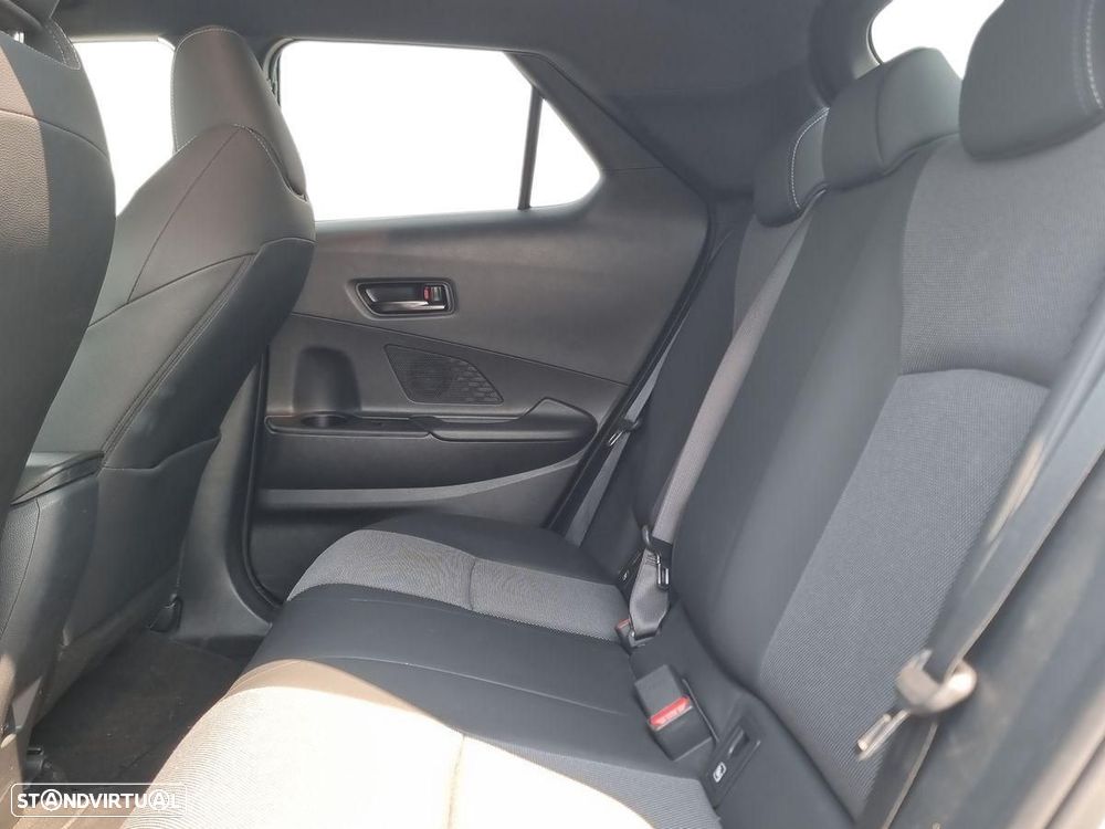 Toyota C-HR 2.0 HDF Plug-in Lounge - 12
