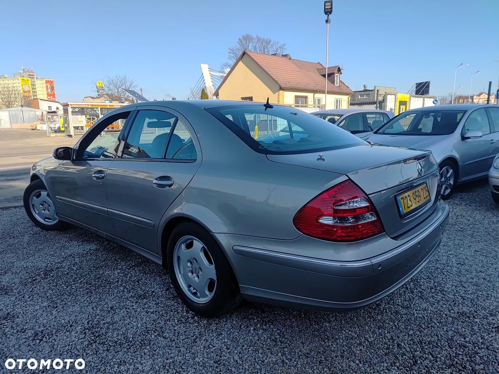 Mercedes-Benz Klasa E 220 CDI Automatik Avantgarde - 4