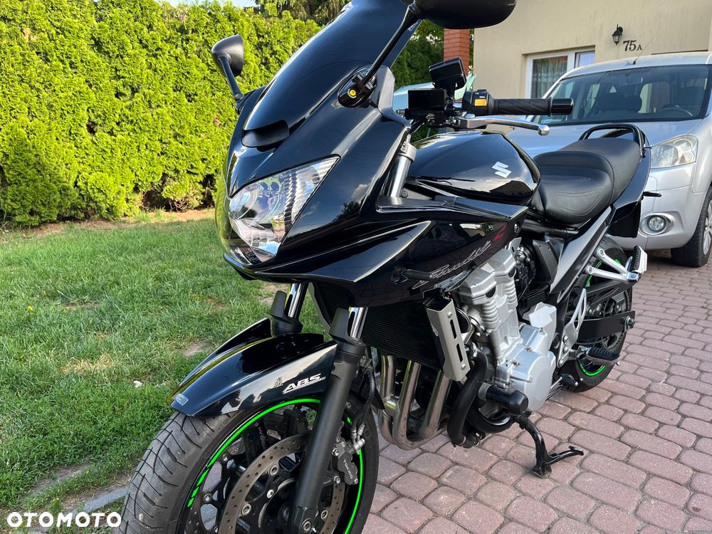 Suzuki Bandit - 27
