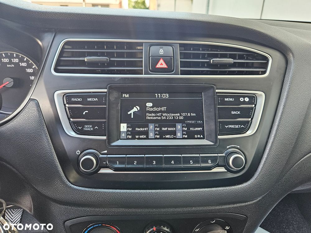 Hyundai i20 blue 1.2 Advantage - 7