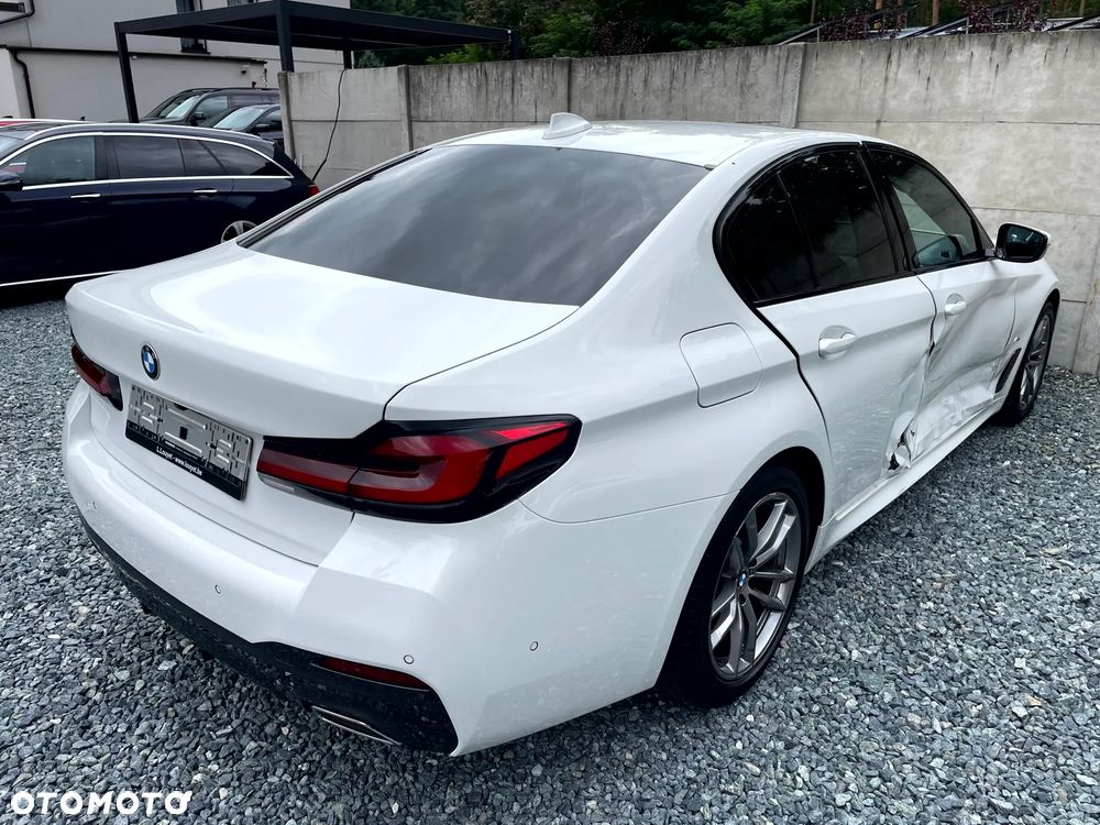 BMW Seria 5 520i M Sport Edition - 7