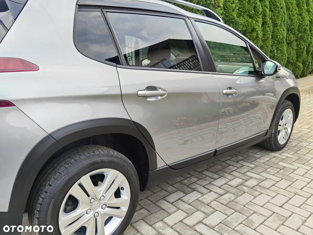 Peugeot 2008 - 10