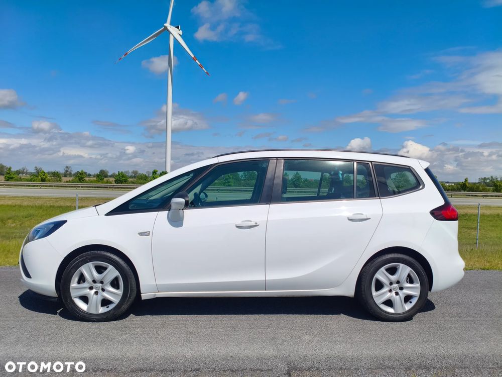 Ford Kuga 2.0 TDCi 2x4 Titanium - 21