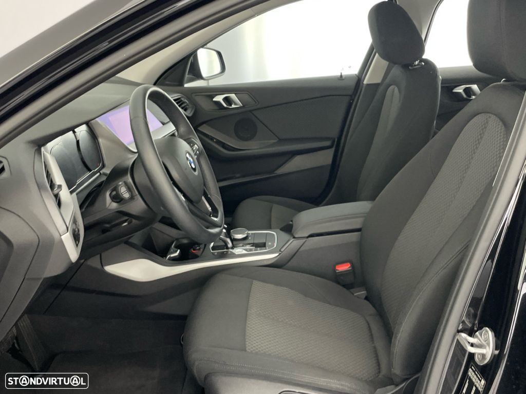 BMW 116 d Auto - 11