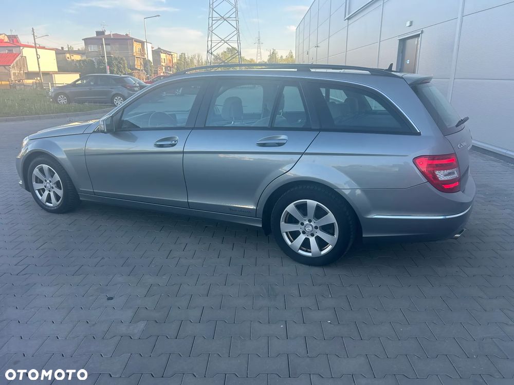 Mercedes-Benz Klasa C 200 (BlueEFFICIENCY) Elegance - 13