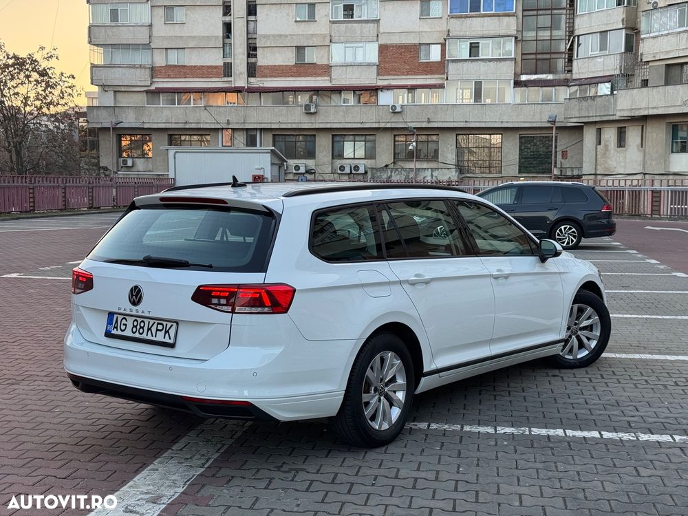 Volkswagen Passat Variant 2.0 TDI SCR DSG - 9