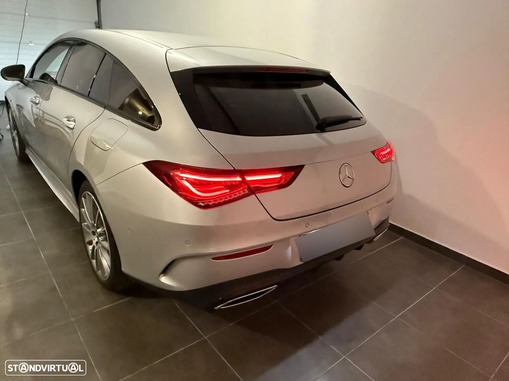 Mercedes-Benz CLA 250 e Shooting Brake AMG Line - 11