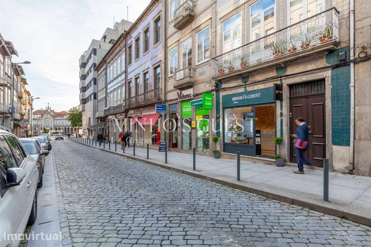 Apartamento T0+1 pronto a habitar c/ varanda - Centro Histórico de Bra - Grande imagem: 3/8