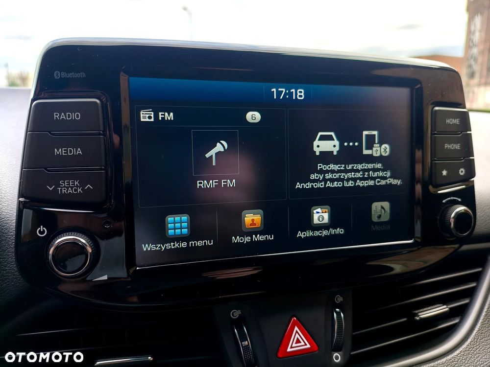 Hyundai i30 1.6 D Comfort - 23
