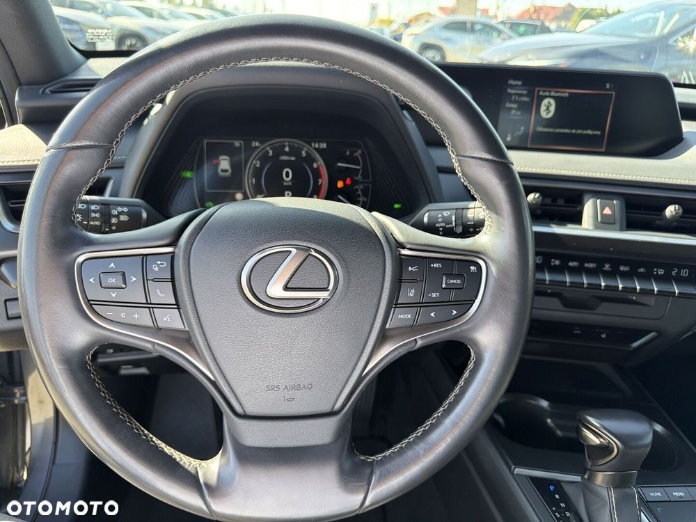 Lexus UX 250h GPF Business Edition 2WD - 16