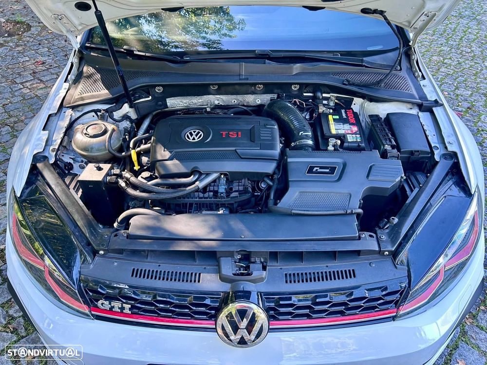 VW Golf 2.0 TSi GTi DSG Performance - 19