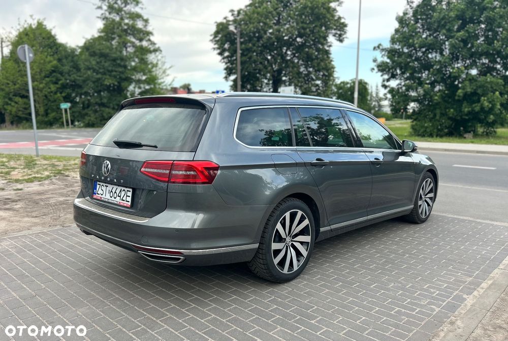 Volkswagen Passat 2.0 TDI SCR 4Motion DDG Highline - 4
