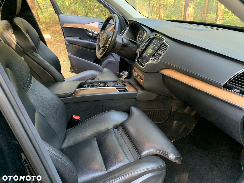 Volvo XC 90 B5 D AWD Inscription - 21