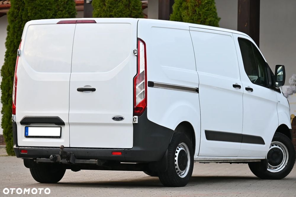 Ford TRANSIT CUSTOM - 15