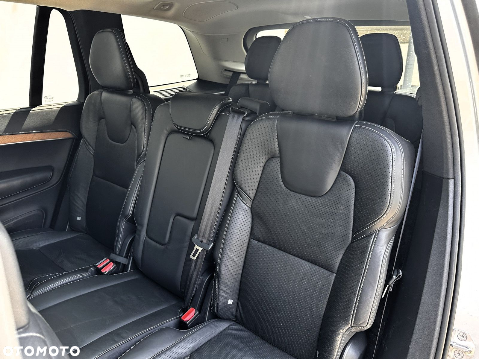 Volvo XC 90 - 16
