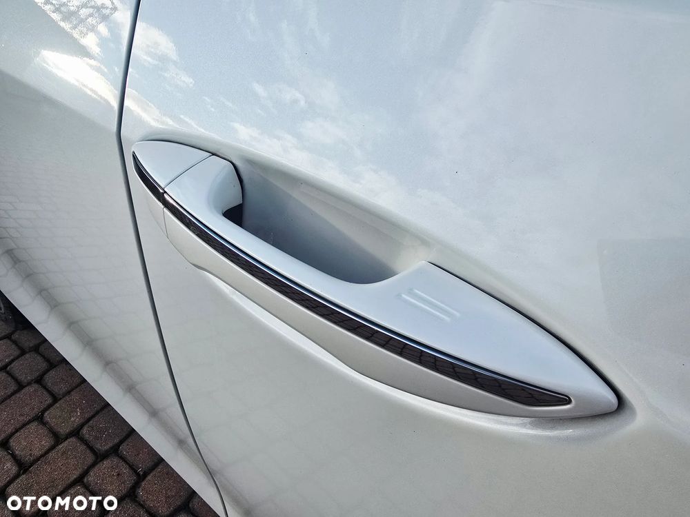 Toyota Corolla 1.6 Prestige EU6 - 11