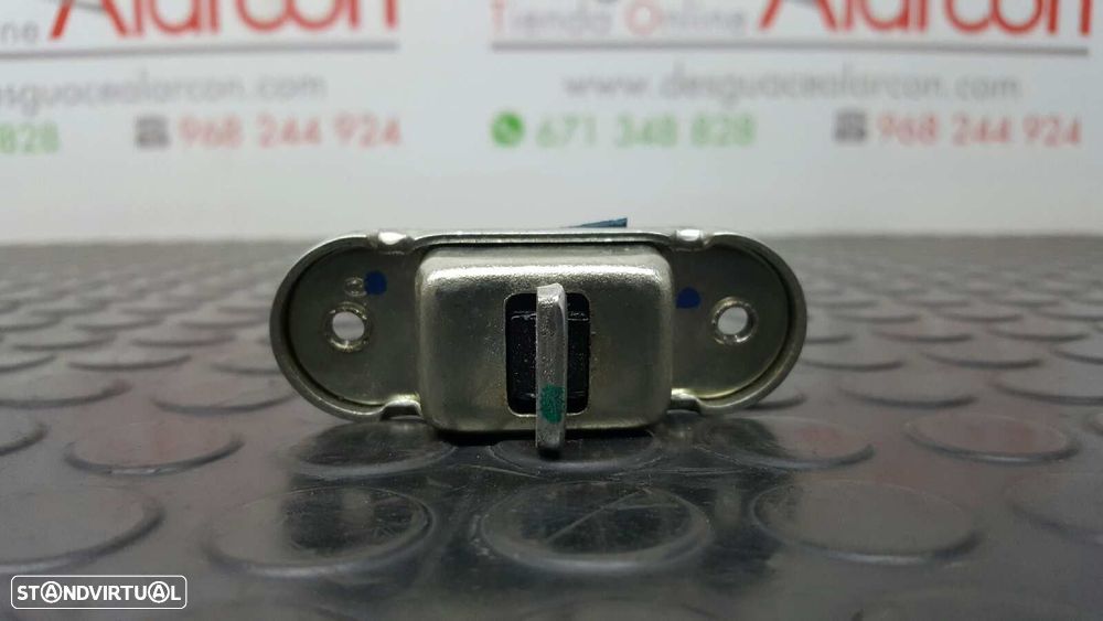 RETENTOR DA PORTA TRASEIRA DIREITA HYUNDAI I10 SLE - 4