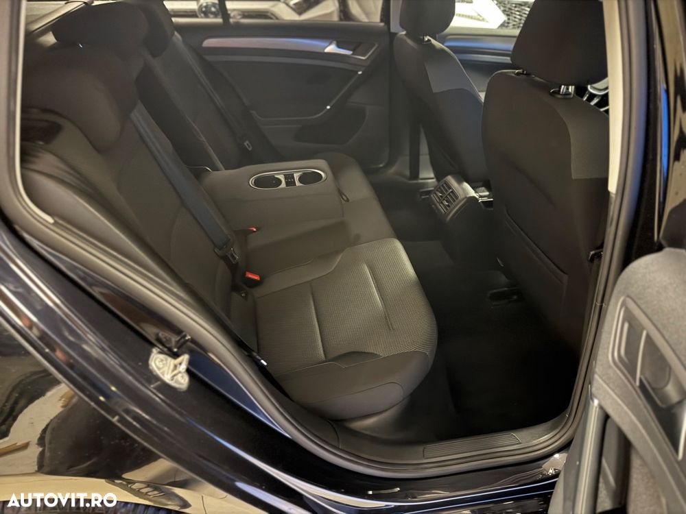 Volkswagen Golf 1.4 TSI DSG Highline - 28