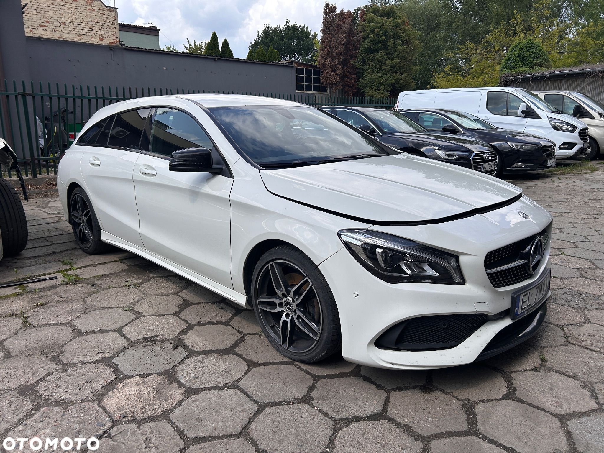 Mercedes-Benz CLA - 1