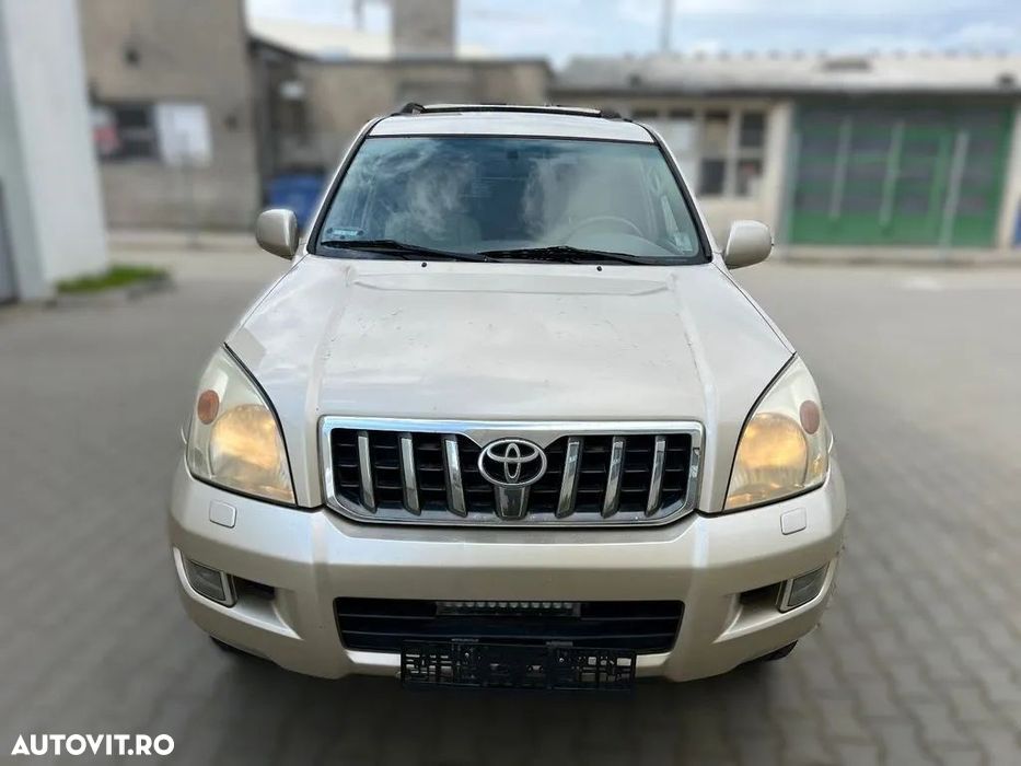 Dezmembrari / Dezmembrez TOYOTA LAND CRUSIER - 3
