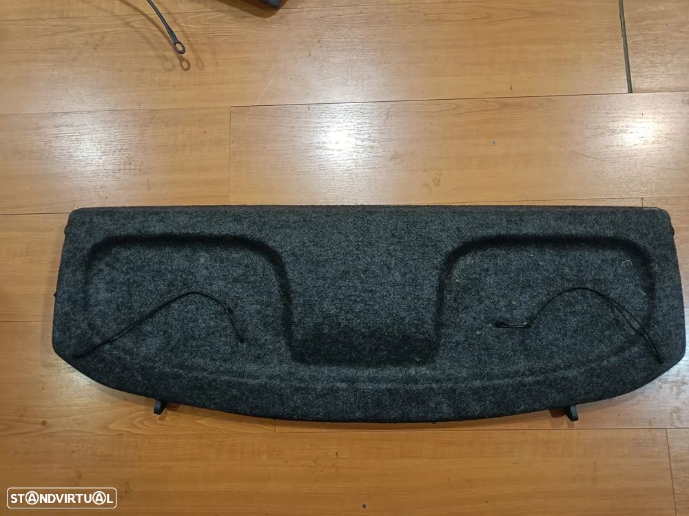 Chapeleira Toyota Yaris 2000 - 1