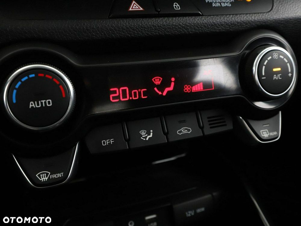 Kia Stonic 1.0 T-GDI M DCT - 25