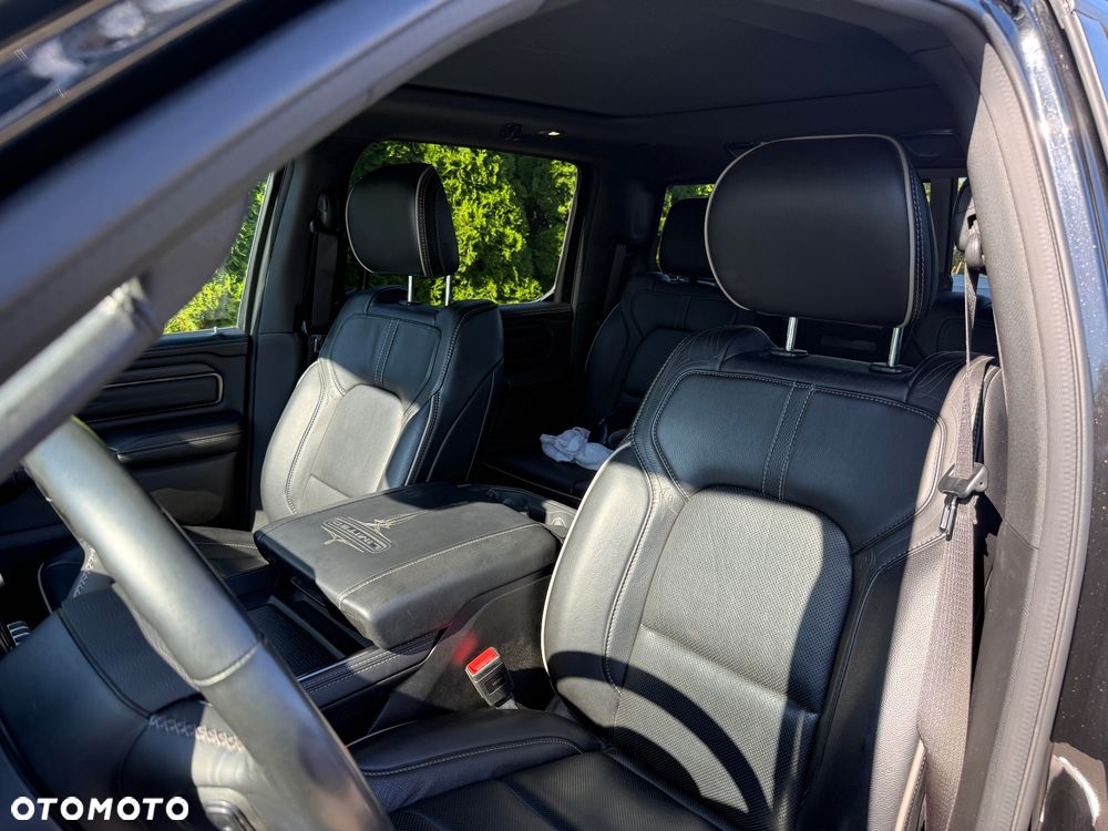 RAM 1500 - 22