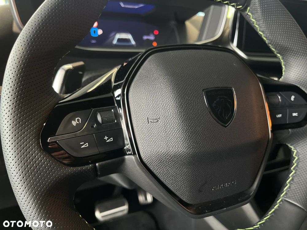 Peugeot 208 1.2 mHEV GT - 9