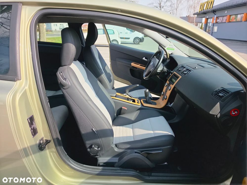Volvo C30 2.0D Summum - 15