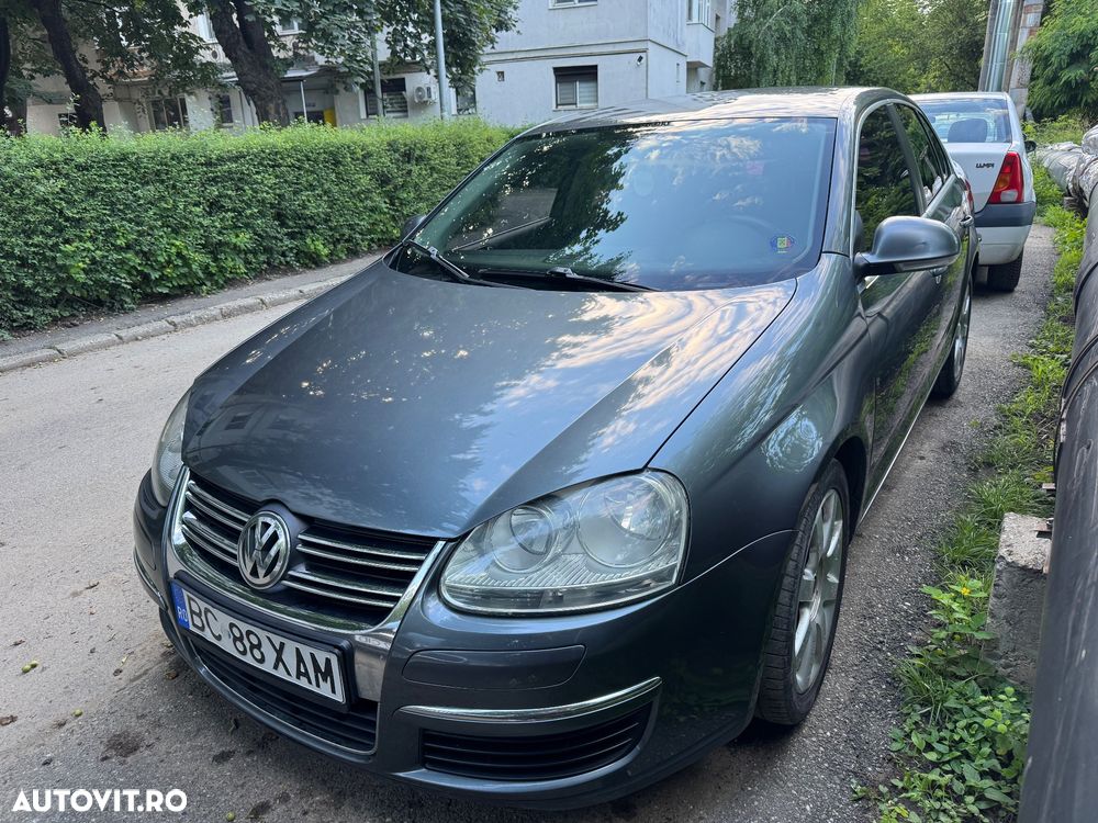 Volkswagen Jetta 1.9 TDI Comfortline - 1