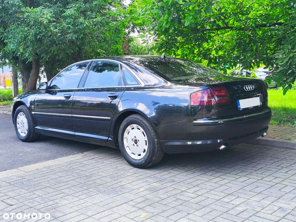 Audi A8 - 25