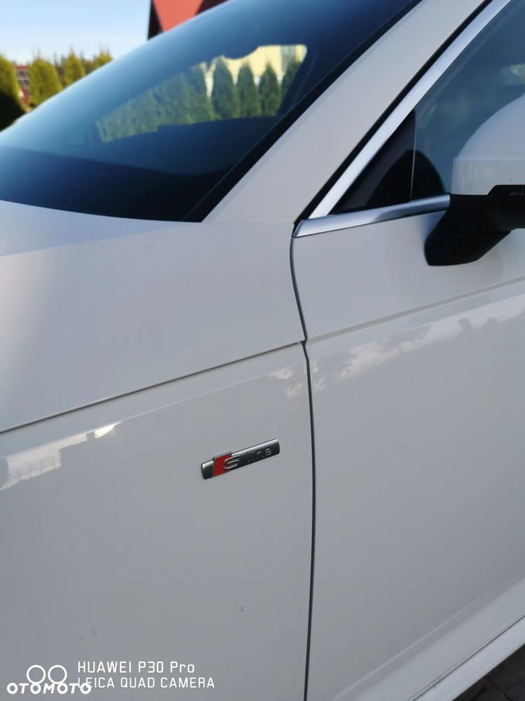 Audi A4 Limousine - 5