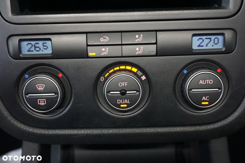 Volkswagen Golf 1.6 Tour - 28