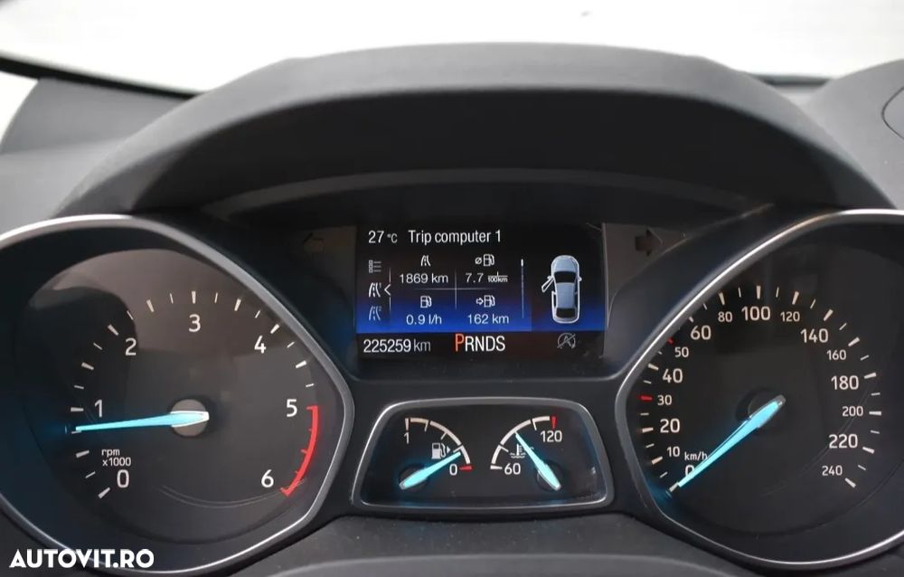 Ford Kuga 1.5 TDCi 2WD Powershift Trend - 12