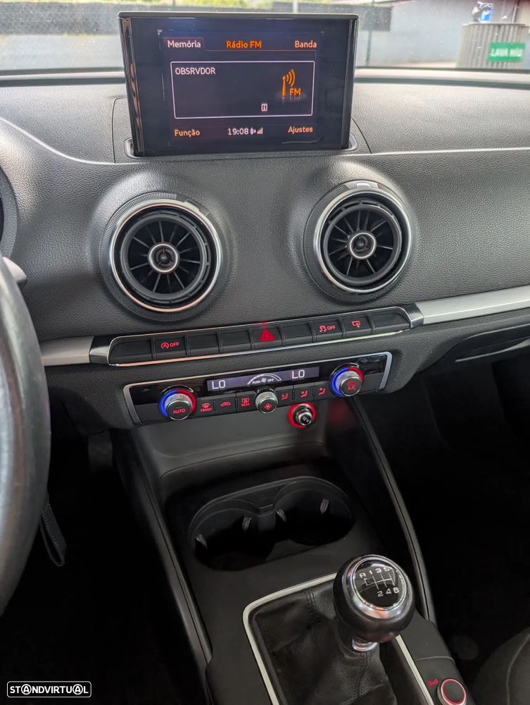 Audi A3 Sportback 1.6 TDI S-line - 15