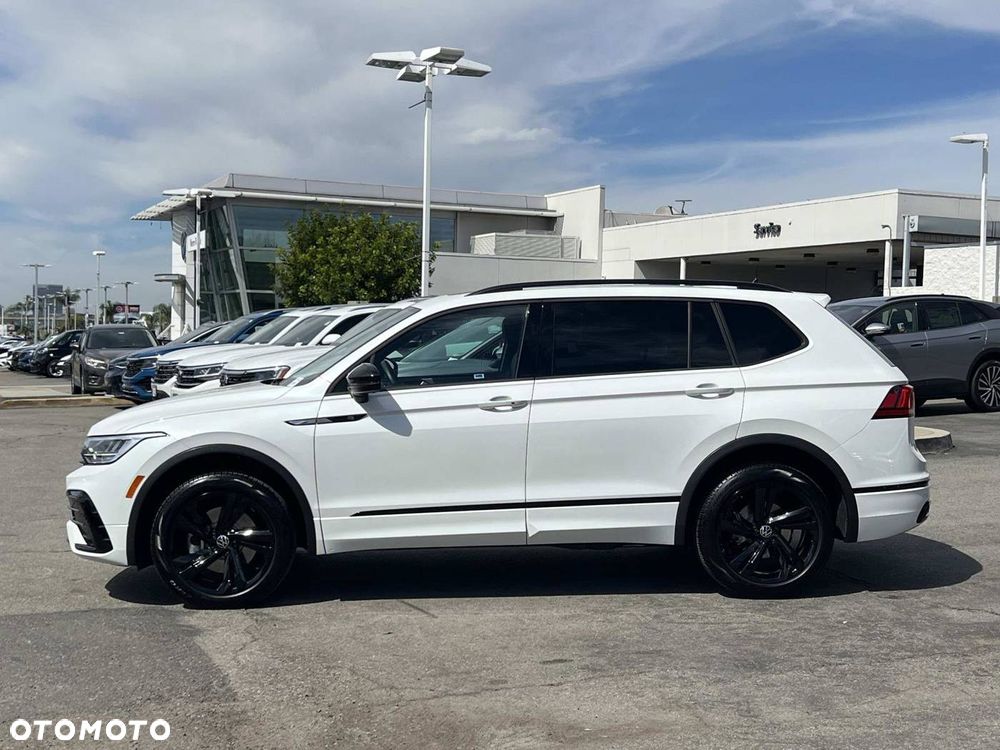 Volkswagen Tiguan - 3