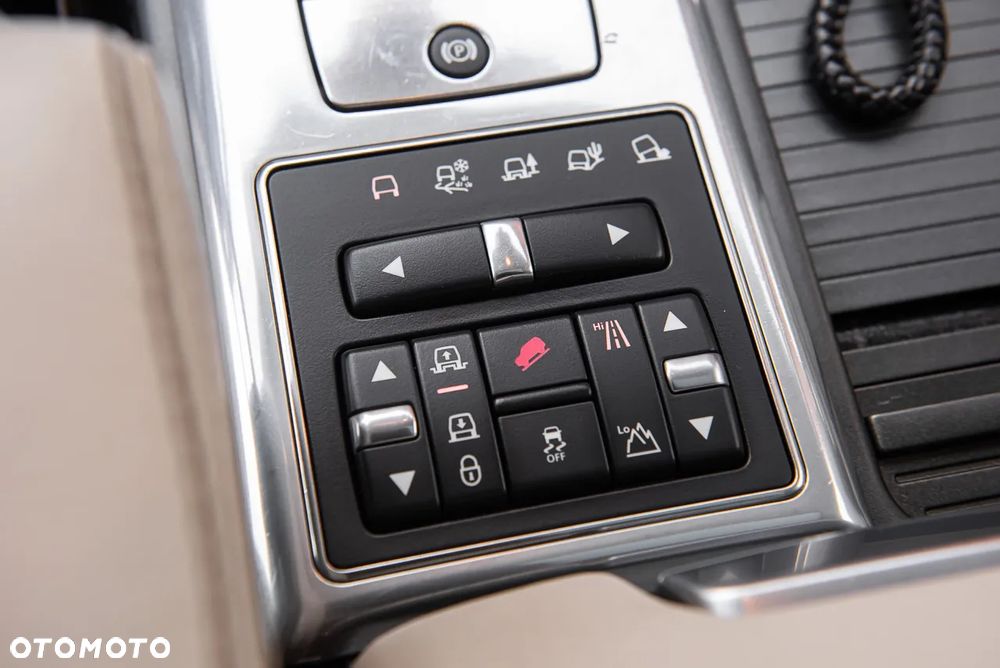 Land Rover Range Rover Sport SDV6 HSE - 28