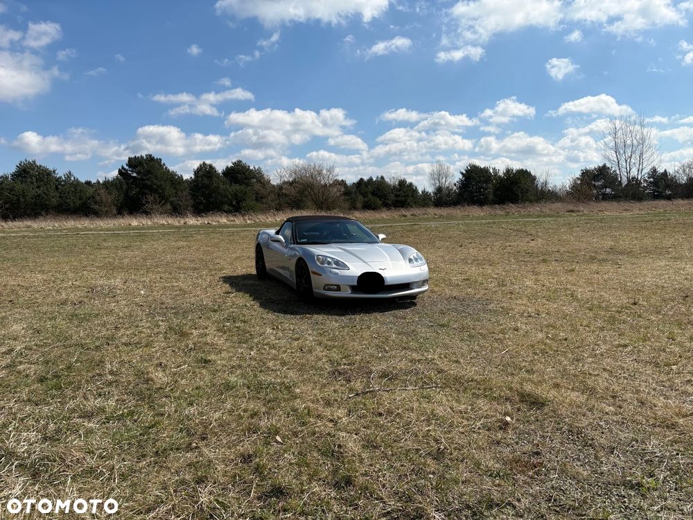 Chevrolet Corvette - 8