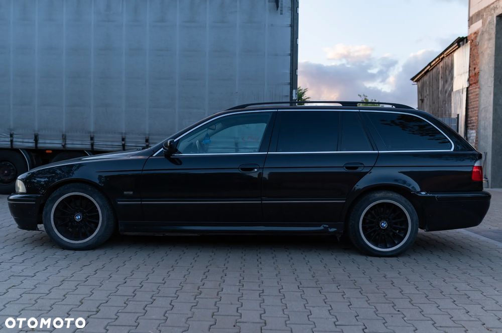 BMW Seria 5 - 11