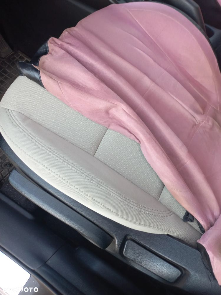 Kia Carens 1.6 GDI M - 6